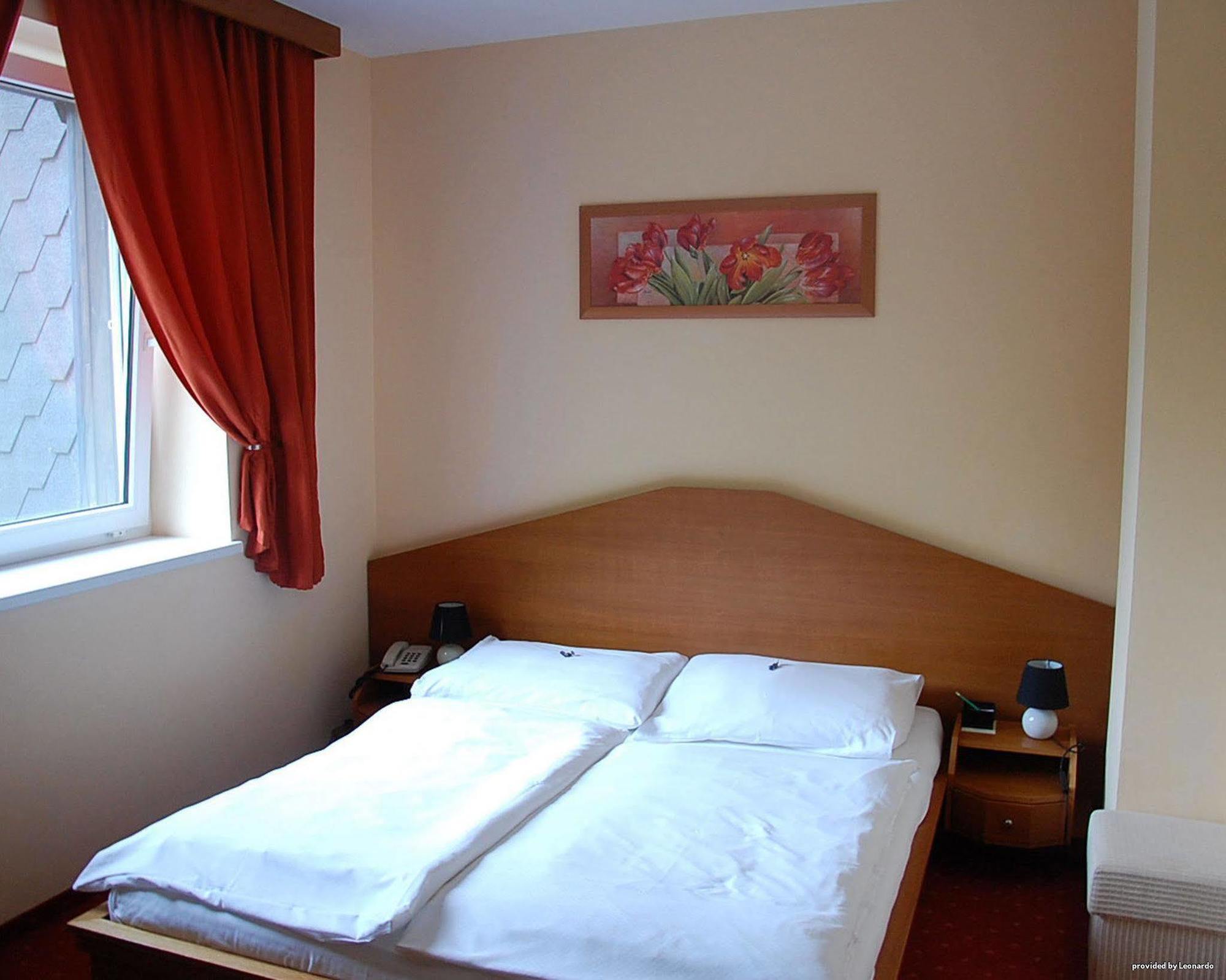 Hotel West Bratislava Rom bilde